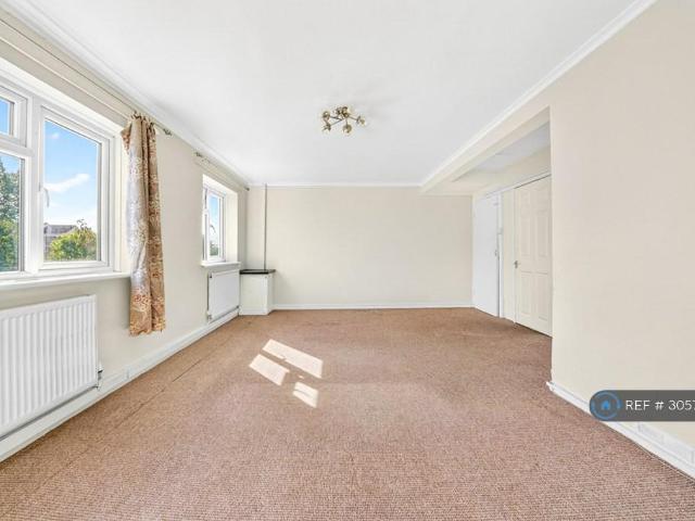 Apartment for rent in London Borough of Ealing, Greater London