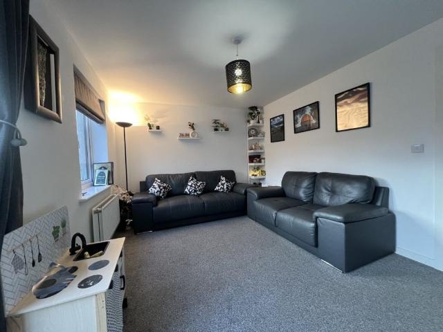 House for rent in Castle Quarter, Falcon Lodge