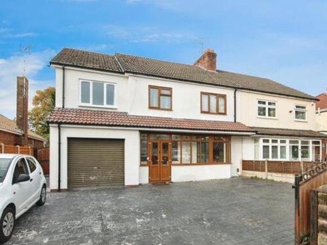 House for sale in Tettenhall, West Midlands