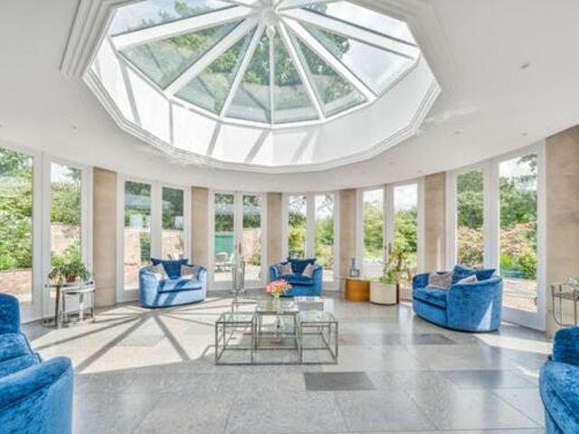House for sale in East Midlands