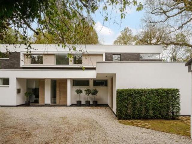 House for sale in Deepcut, Surrey