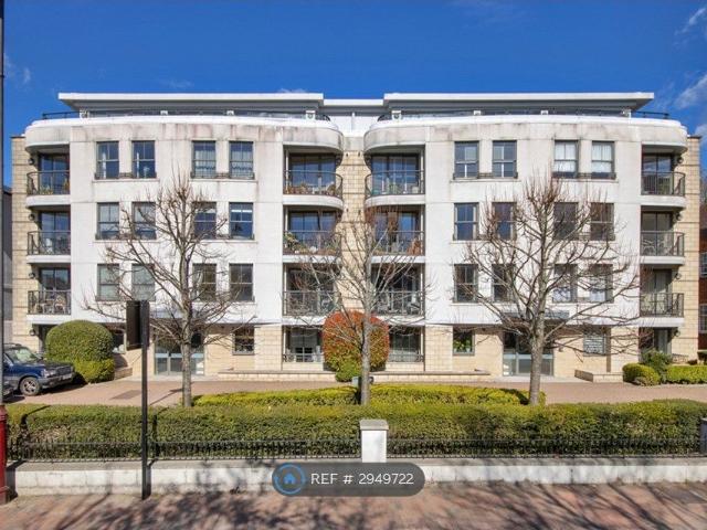 Apartment for rent in St James, Sandown Park