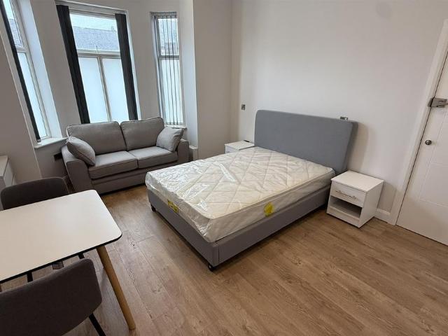 Studio for rent in Trafford Park, Greater Manchester
