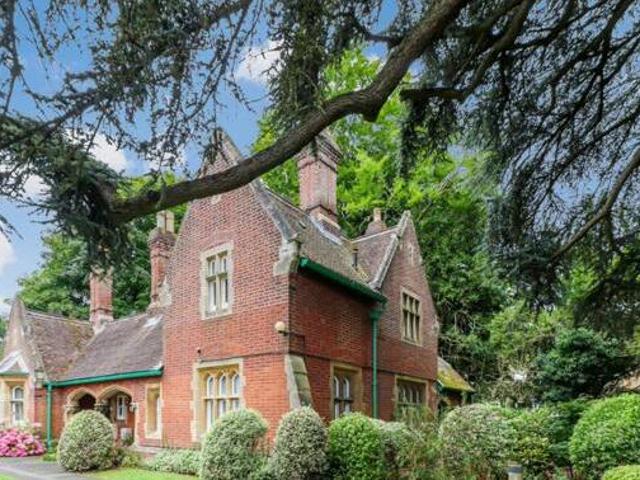 House for sale in North Watford, Watford