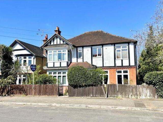 House for sale in Farnborough, Hampshire