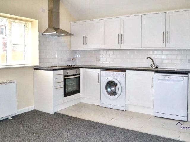 Apartment for rent in Waterside Park, Southampton