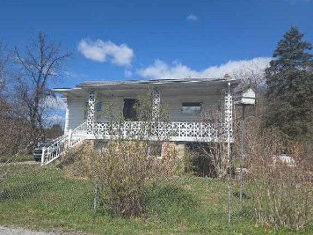 House for sale in Yukon, Pennsylvania