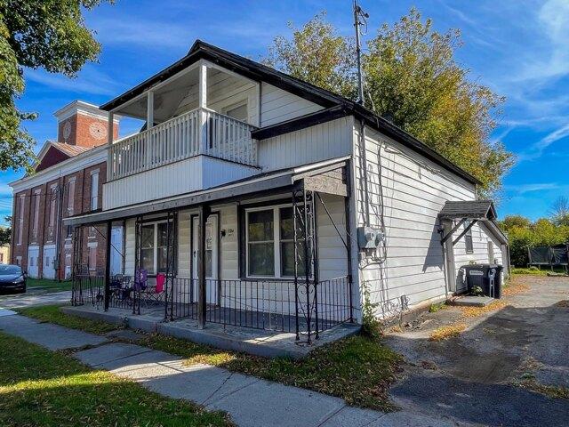 House for sale in Village of Champlain, Champlain