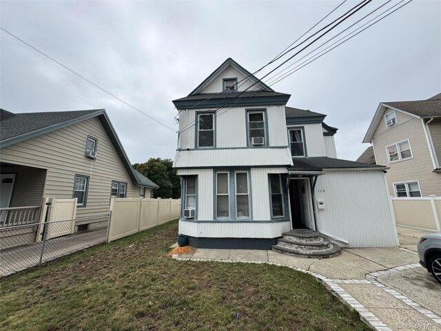 House for sale in Freeport, New York