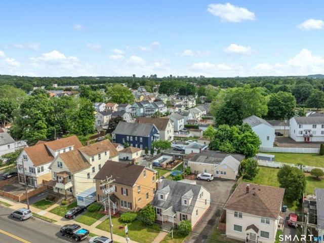 House for sale in Hamden, Connecticut