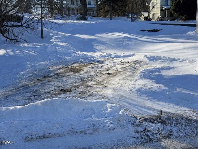 Land for sale in Hawley, Pennsylvania