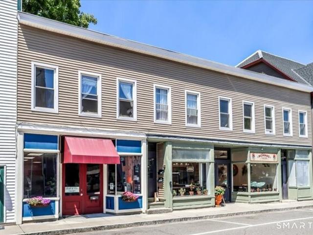 House for sale in Gaylordsville, Connecticut