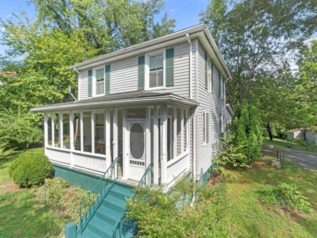 House for sale in Palmyra