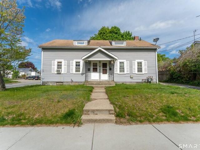 House for sale in Putnam, Connecticut