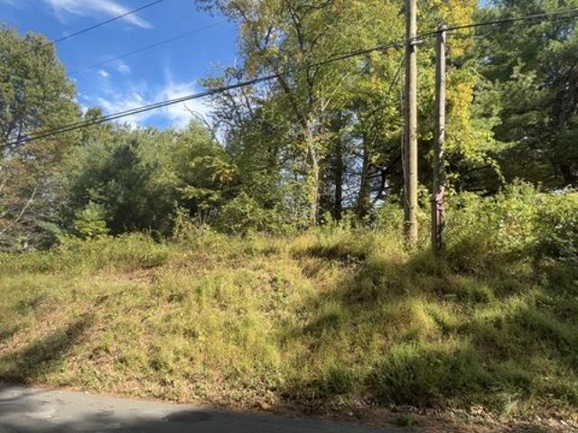 Land for sale in Thompson, Connecticut