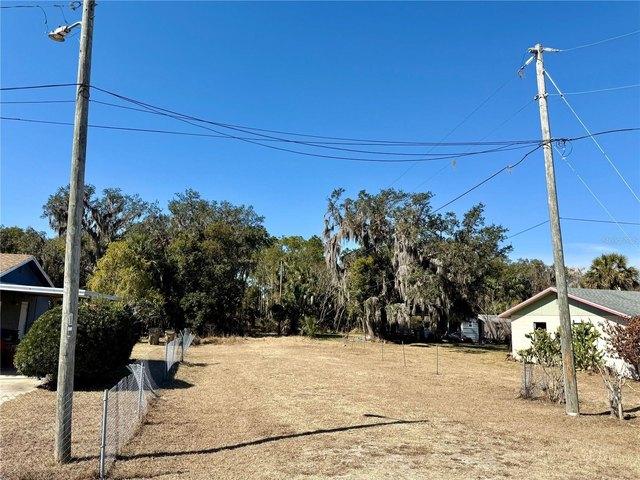 Land for sale in Umatilla, Florida