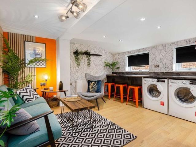 House for rent in Hurst, Greenheys