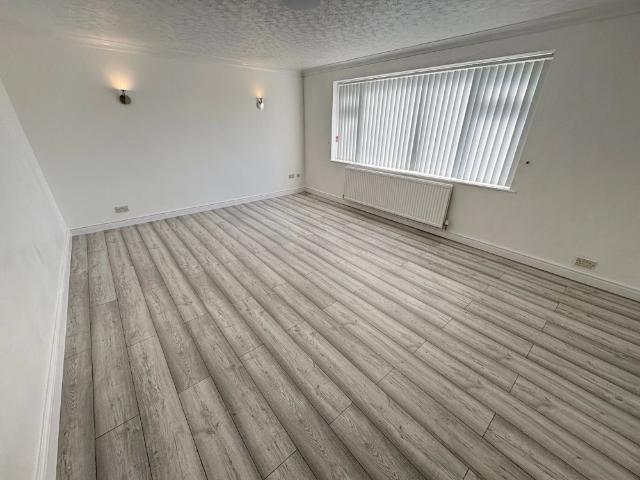 Apartment for rent in Caldermill, East Midlands