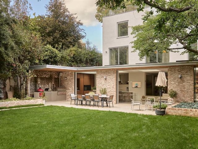 House for rent in London Borough of Hounslow, Greater London
