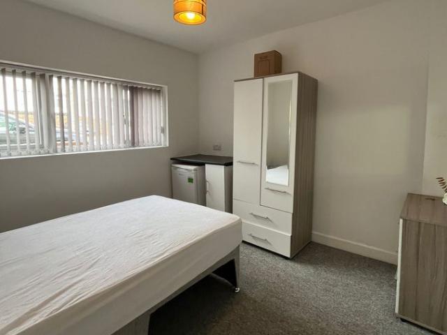 Room for rent in Brierley Hill, West Midlands