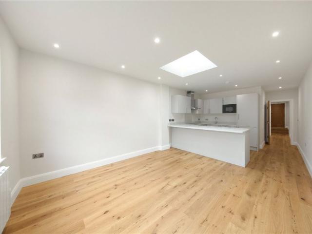 Apartment for rent in Greater London