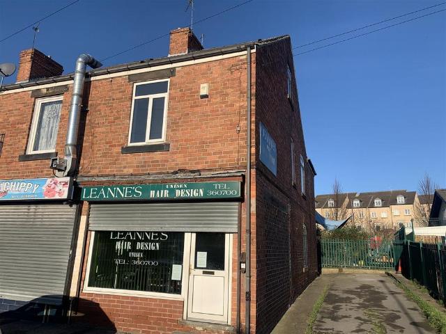 Apartment for rent in Jump, South Yorkshire