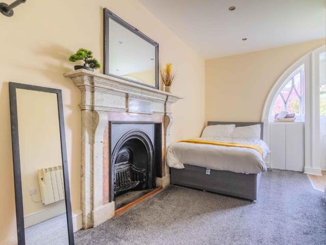 Room for rent in Castle and Priory Precinct, Lancaster