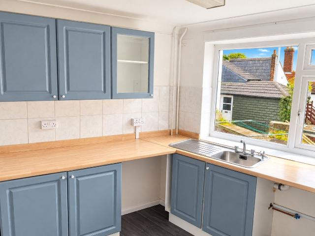 Apartment for rent in Littlehampton, Arun