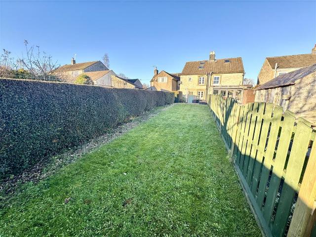House for rent in Froggatt, East Midlands
