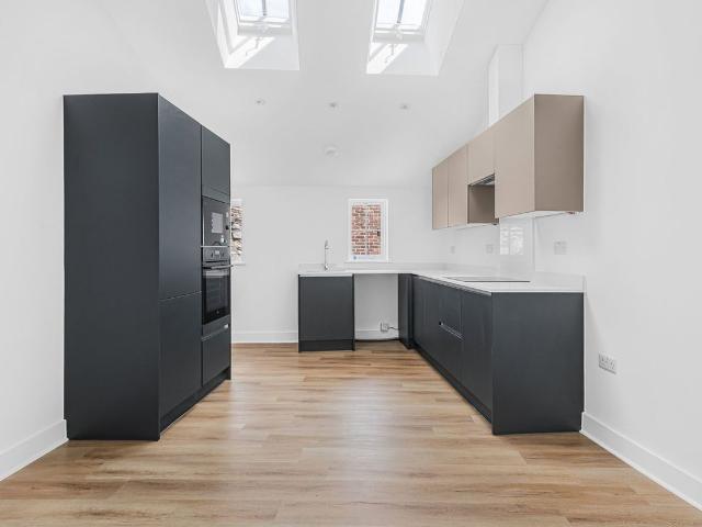 Apartment for rent in South Park, Red Hill