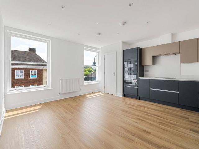 Apartment for rent in South Park, Red Hill