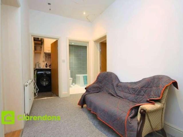 Apartment for rent in South Park, Red Hill