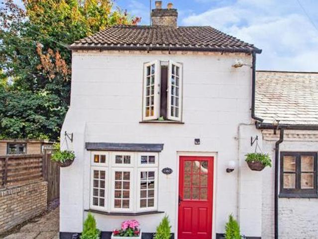 House for sale in Batchworth