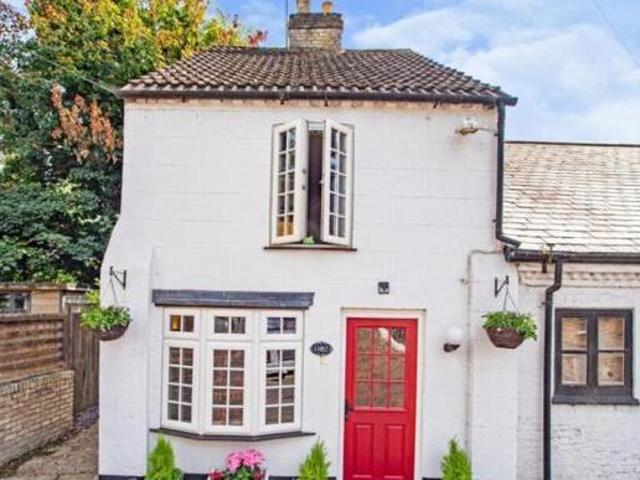 House for sale in Batchworth