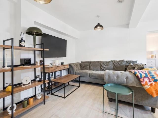 Apartment for rent in Batchworth