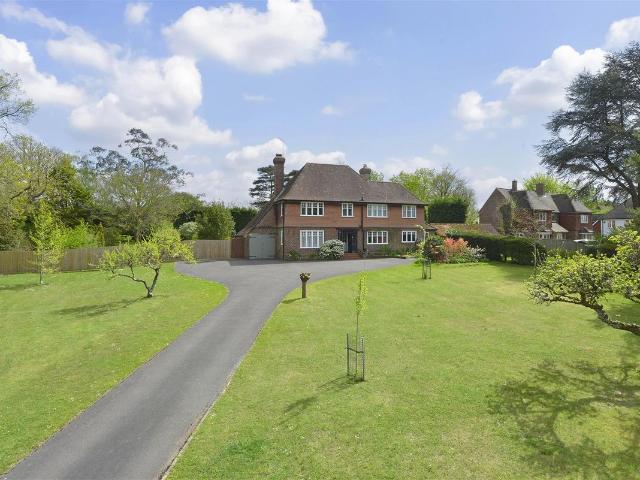 House for rent in Cox Green, Horsham