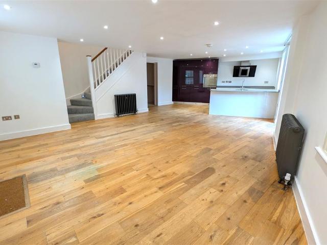 House for rent in Kings Hill, Colliers End