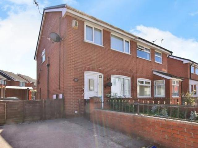 House for sale in Widnes