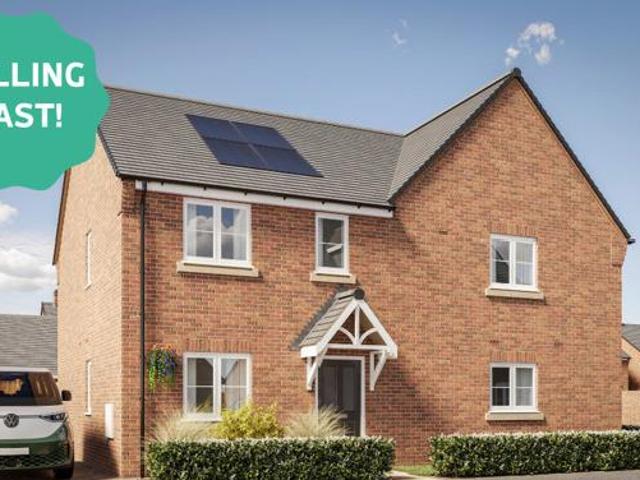 House for sale in Chadsmoor, Staffordshire