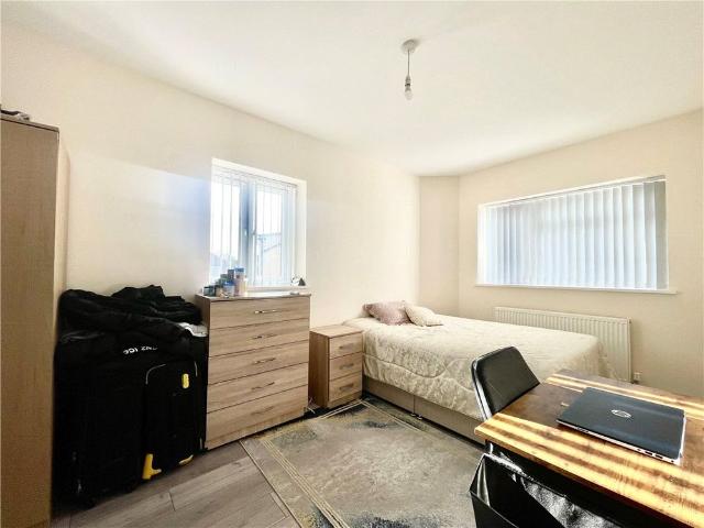 House for rent in London Borough of Hounslow, Greater London