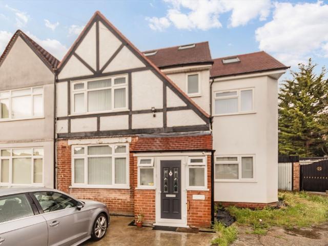 Studio for rent in London Borough of Hounslow, Greater London