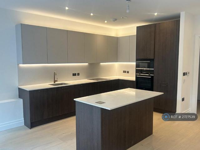 House for rent in Golders Green, Greater London