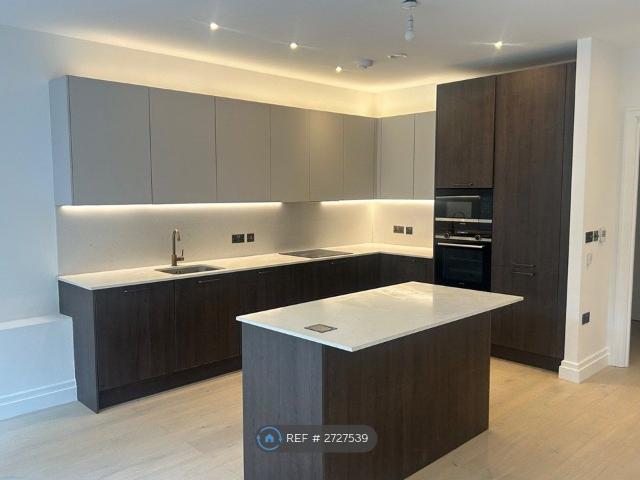 House for rent in Childs Hill, Greater London
