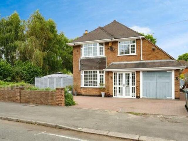 House for sale in Gun Hill, Warwickshire