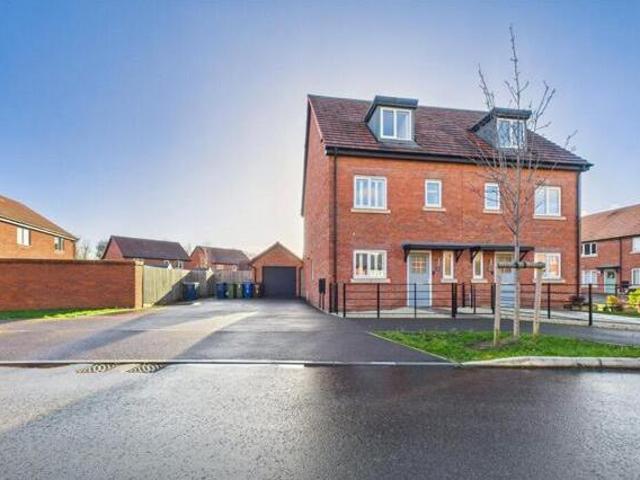 House for sale in Gloucester, Gloucestershire