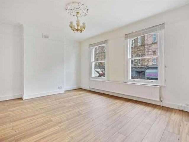Apartment for rent in London Borough of Ealing, Greater London
