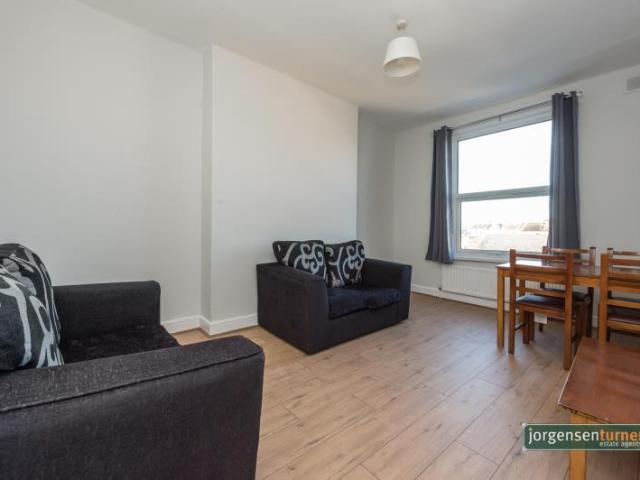 Apartment for rent in London Borough of Ealing, Greater London