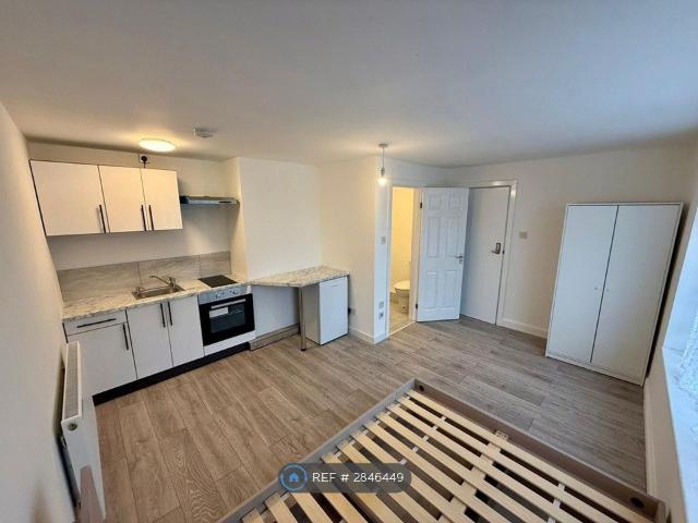 Room for rent in Woodside Estate, Houghton Regis