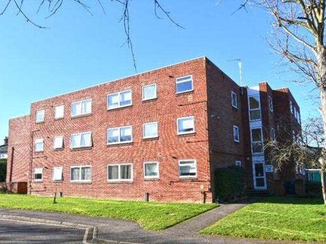 House for sale in Hoddesdon, Broxbourne