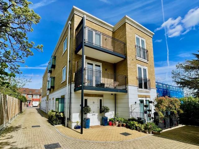 House for rent in South Woodford, Isle Of Man